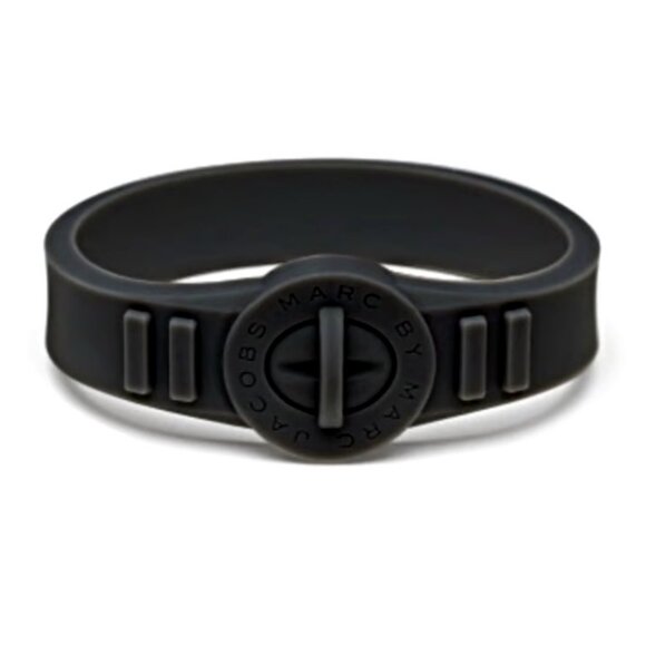 Marc by Marc Jacobs Turnlock Silicone Bracelet Black NWT - Picture 1 of 4